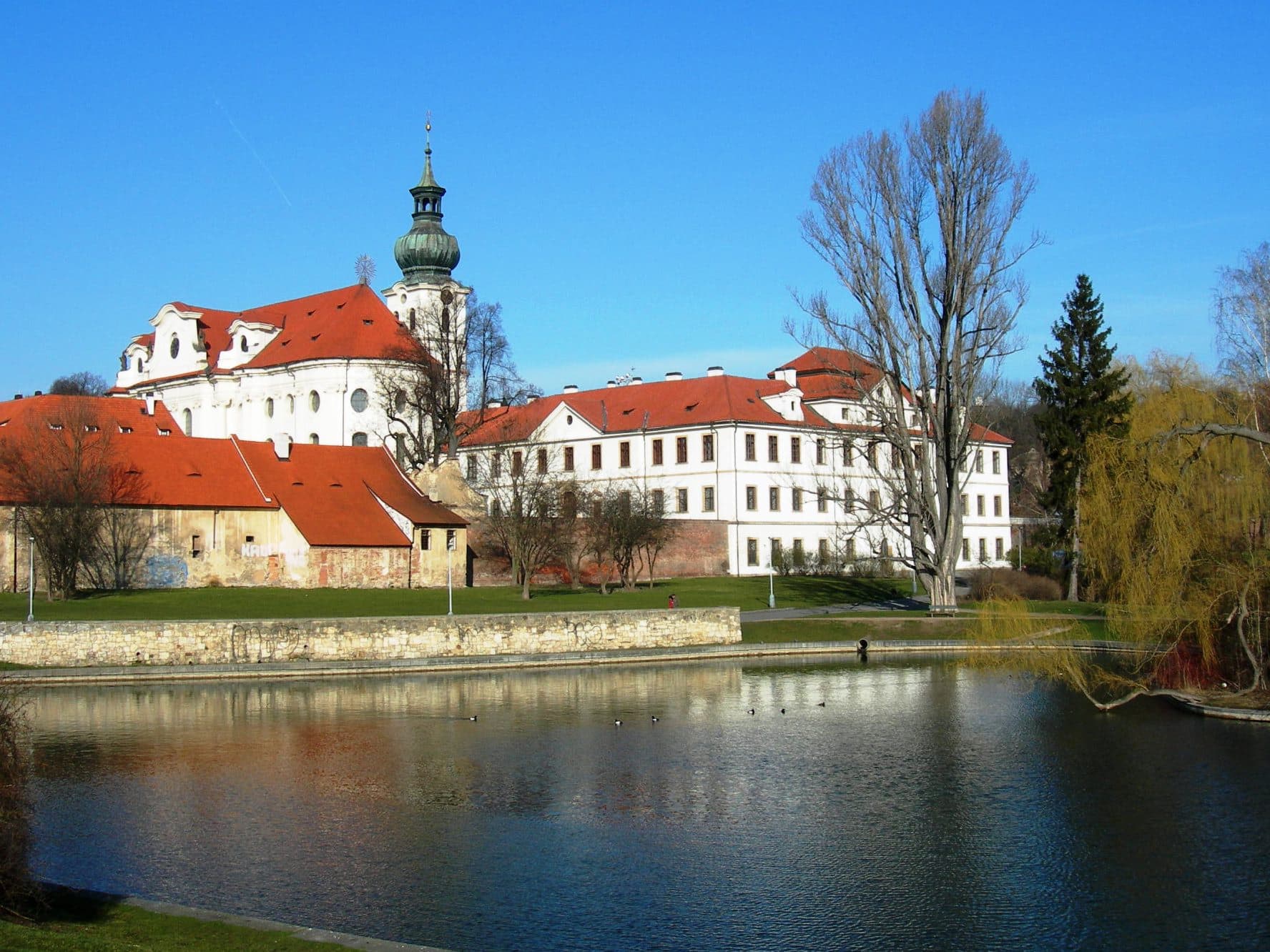Břevnovi Kolostori Söröző
