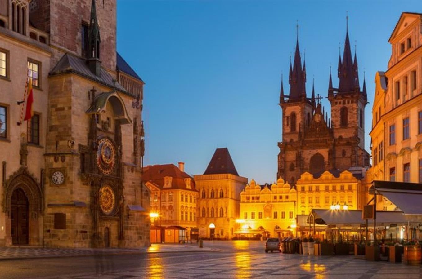 Óvárosi csillagászati óra (Orloj) kép 1